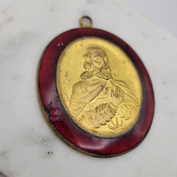 Vintage Gold and Red Oval Religious Pendant - Picture 5 of 8